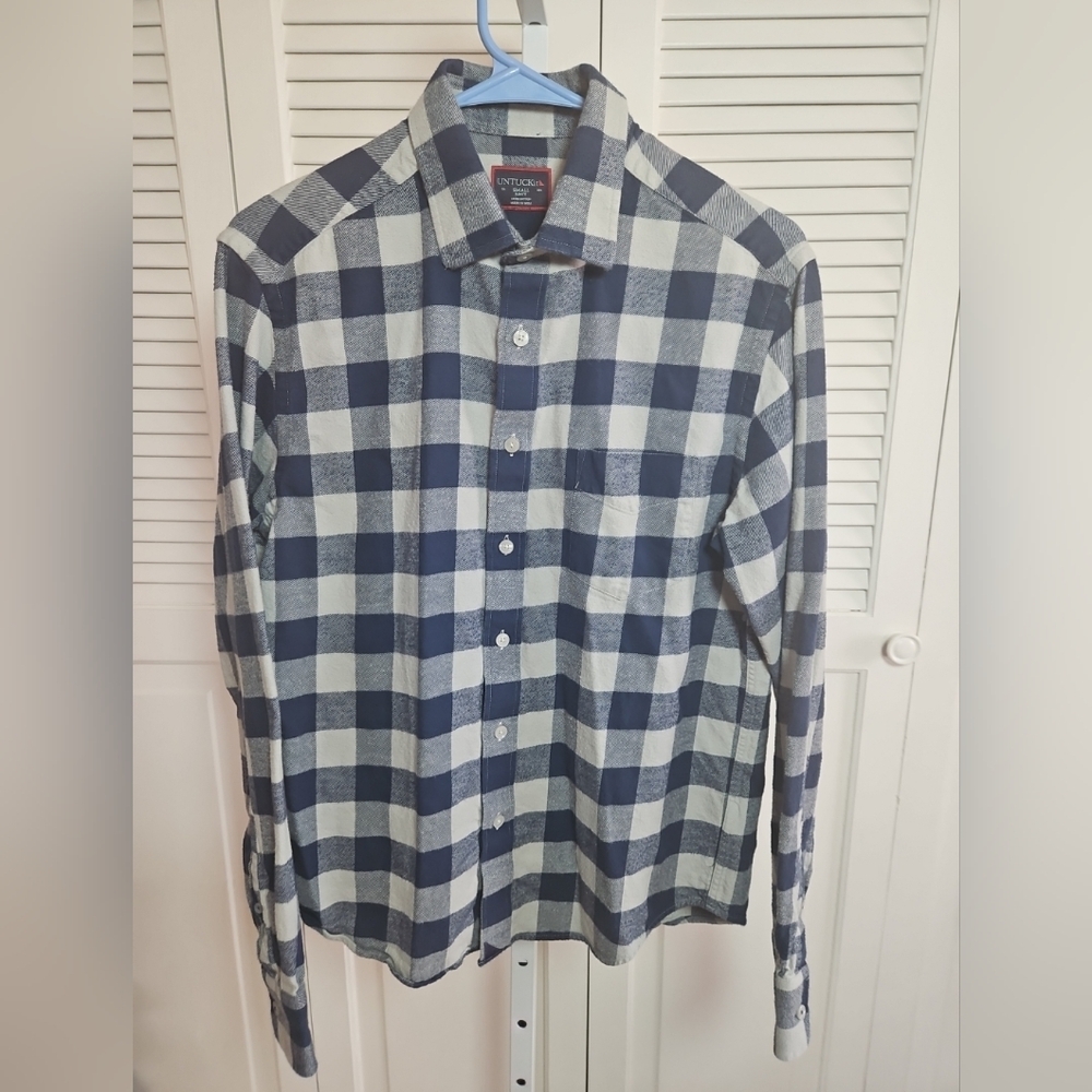 UNTUCKit Shirt Mens Small Navy Blue Plaid Button Up Slim Fit Flannel Casual